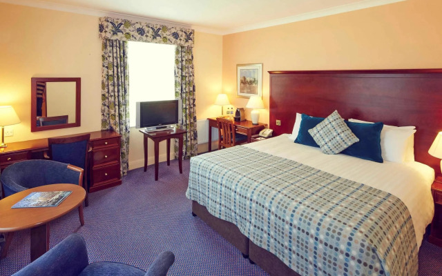 Mercure Newbury Elcot Park Hotel