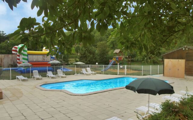 VVF Lac d'Eguzon, Eguzon Chantôme