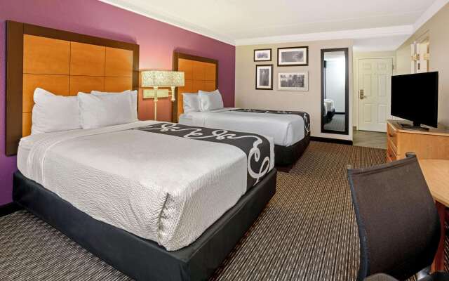 La Quinta Inn & Suites by Wyndham Tacoma - Seattle