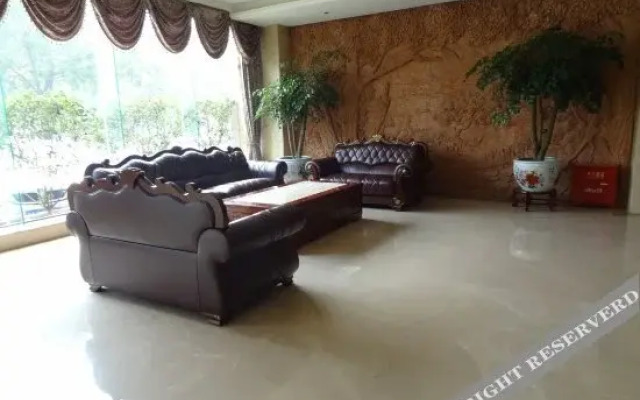 Senhuang Hotel