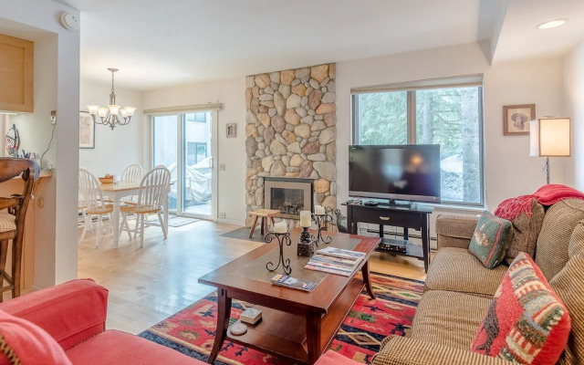 Horizon Four by ResortQuest