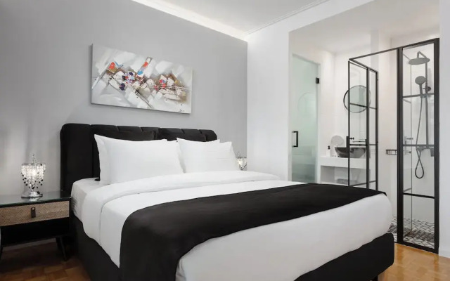 Athens Golden Light Premium Residence