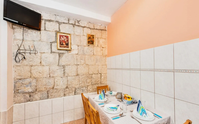 Room Dora Varoš