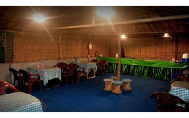 Ganga TreePie Riverside Camps