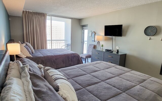 1201 South Hampton 2 Bedroom Condo