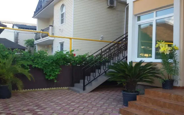 Alie Parusa Guest House