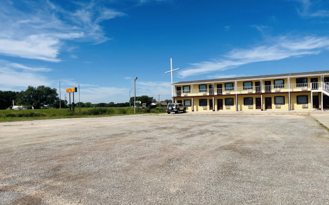 Premier Inn & Suites