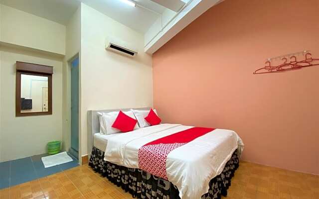 OYO 89540 B Hotel Penang