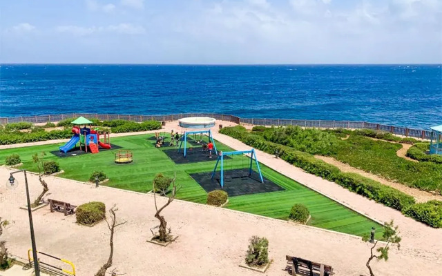 Sea and sun Views 2bd Apt Marsalforn Gozo