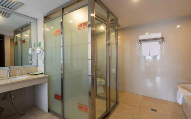 Huang Longshun Hotel