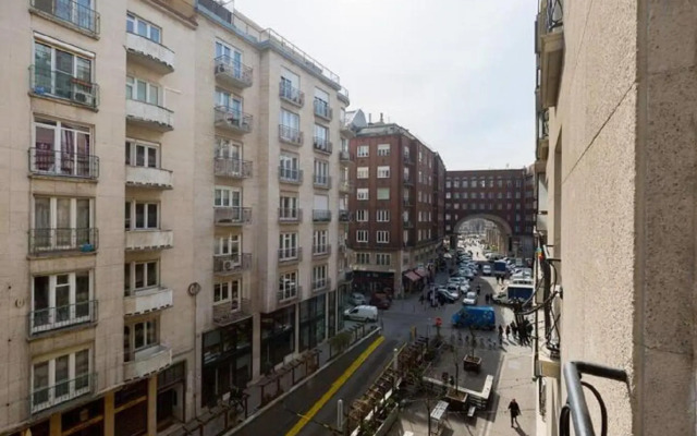 Splendid apartment at Gozsdu Courtyard