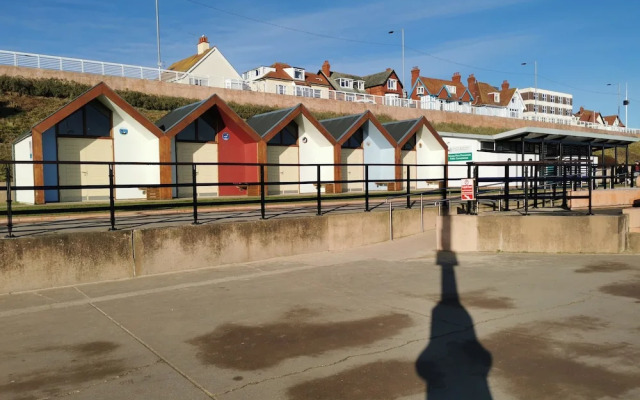 Captivatingly Stunning 2-bed Cabin in Bridlington