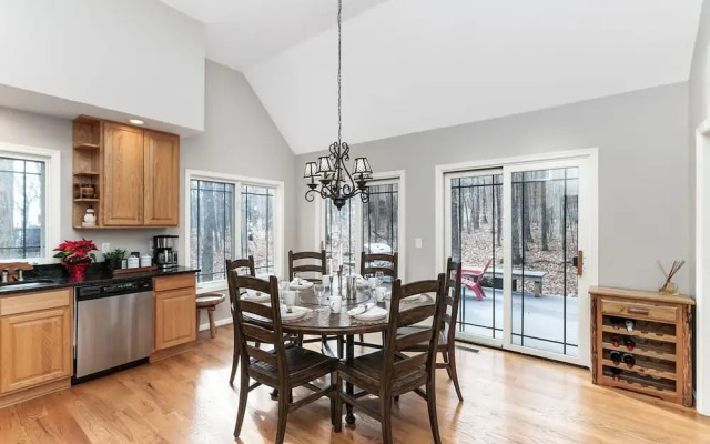 Wintergreen Ridge Retreat - Family Home