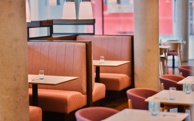 Aloft London Excel