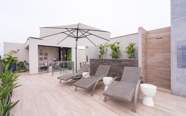 Modern Apts Pool Gym BBQ Simply Comfort