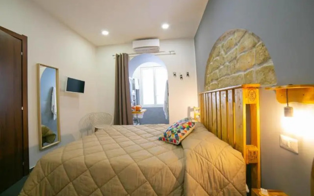 B&B Le 4 Stagioni Dante’s Suites