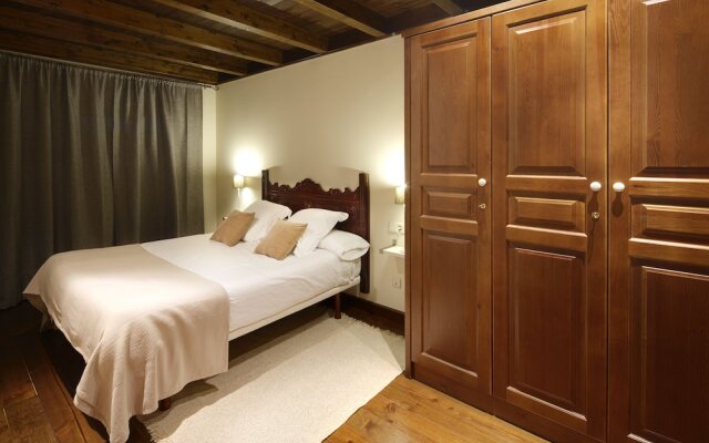 Val de Ruda 12 by Feel Free Rentals