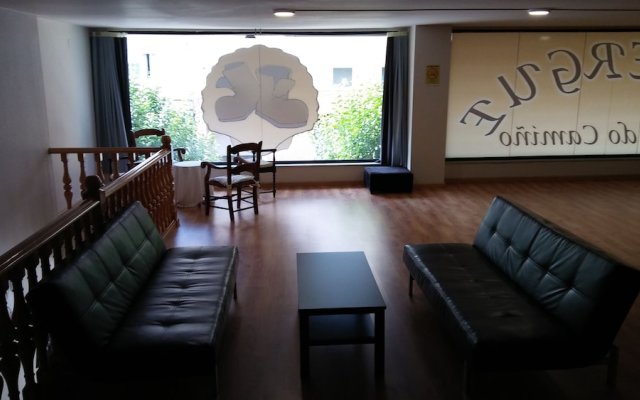 Alma del Camino - Rooms & Albergue