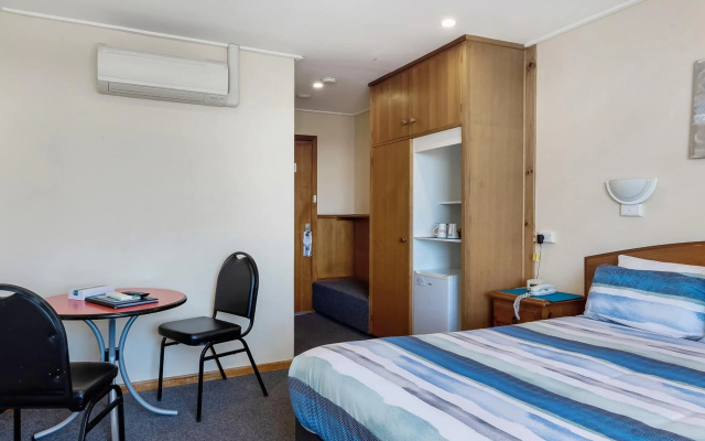 Marquis Hotel Motel – Guest Rooms – West Hobart