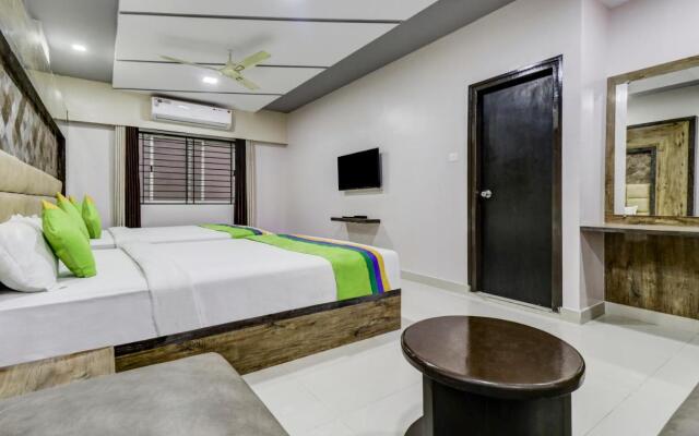 Treebo Sahara Suites