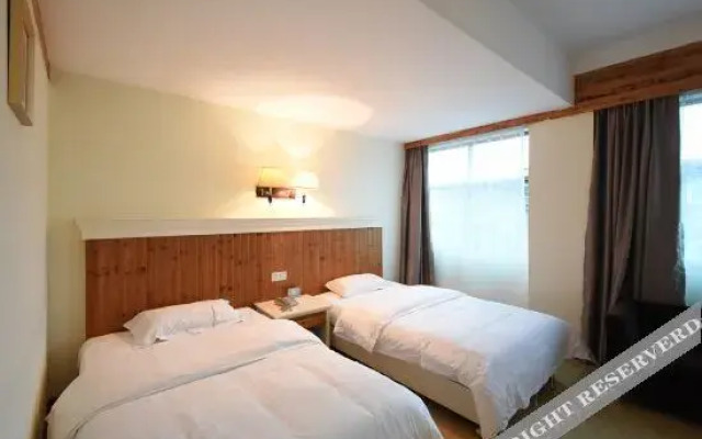 Yayu Time Hotel (Changshou South High Speed Railway Station)