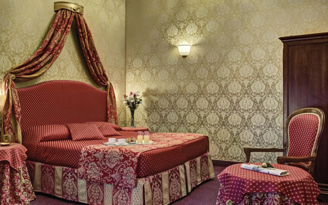 Hotel Pausania