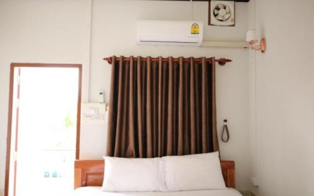 Phoisai Guest House