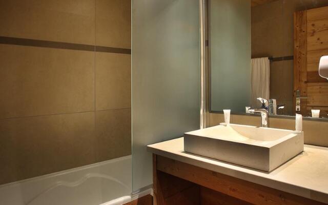 Résidence Les Arolles by Les Etincelles