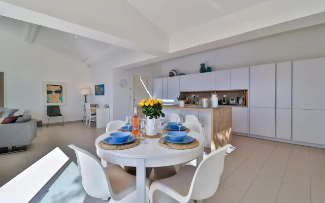 Ferienhaus Petites Maures, Meerblick und eigener Pool