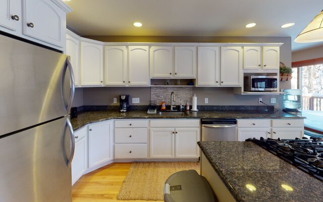 Cortina Mountain Chalet