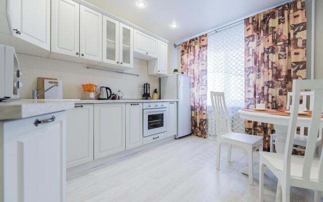 Пять Звезд на улице Сони Кривой 26