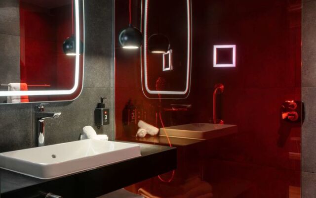 Radisson RED Hotel, Johannesburg Rosebank