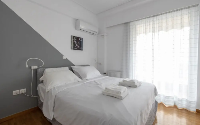 Massive 2-apartment Combo Unbeatable Acropolis Views Sleeps 9