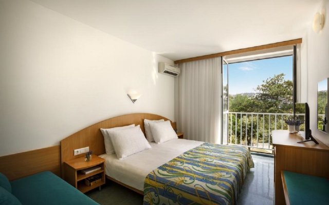 Sahara And Rab Hotel - San Marino Sunny Resort By Valamar