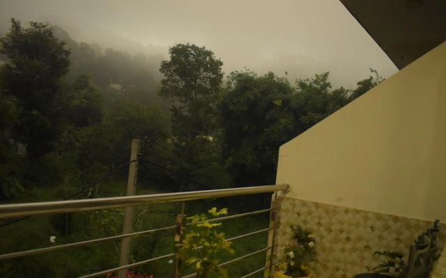 OYO 10820 Hotel Nature's View