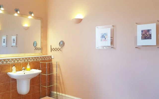 Luxury Central Old Town Suite Edinburgh
