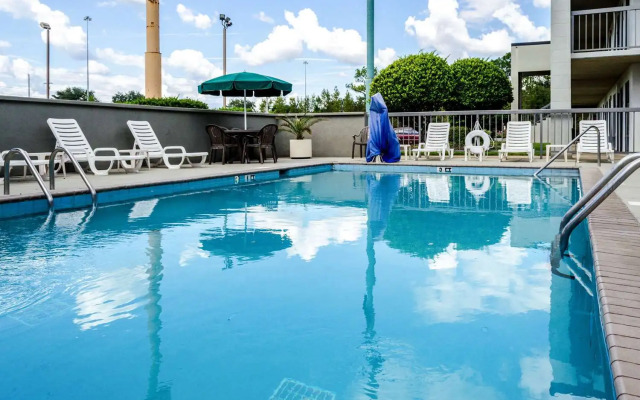 Quality Inn Moss Point