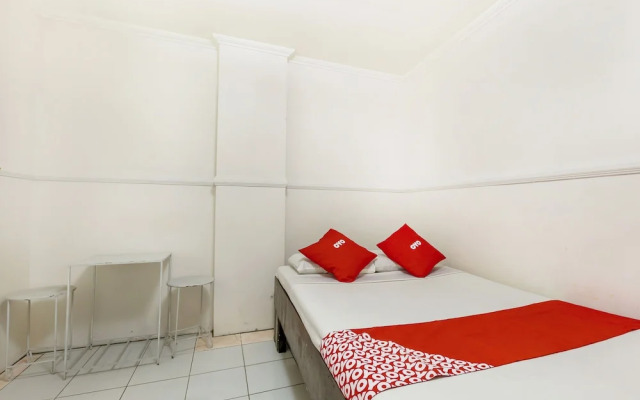 OYO 842 City Smiles Apartelle (Vaccinated Staff)