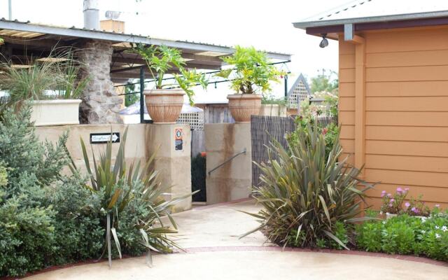 Prince of Wales Motel