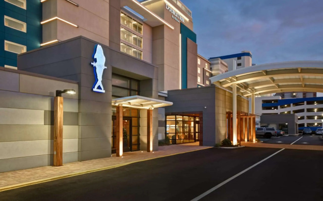 DoubleTree by Hilton Virginia Beach Oceanfront South