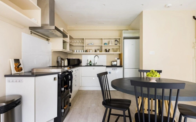 The Southwark Classic - Stylish 4bdr House With Patio