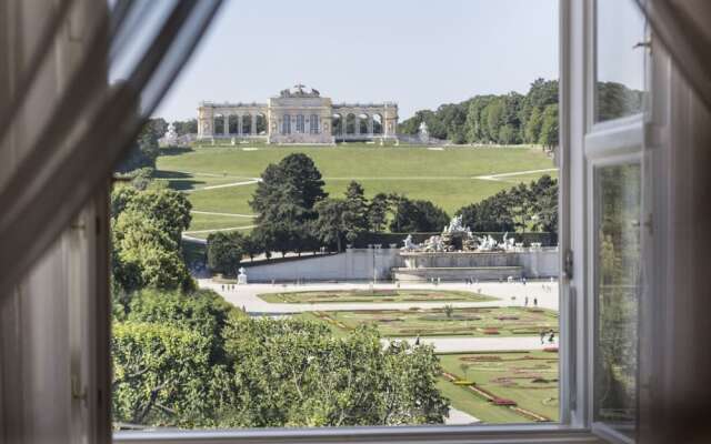 Austria Trend Schloss Schönbrunn Grand Suite