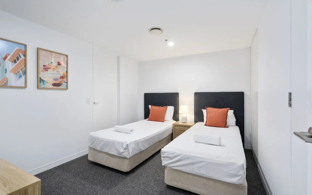 The Oracle Resort Broadbeach - GCLR