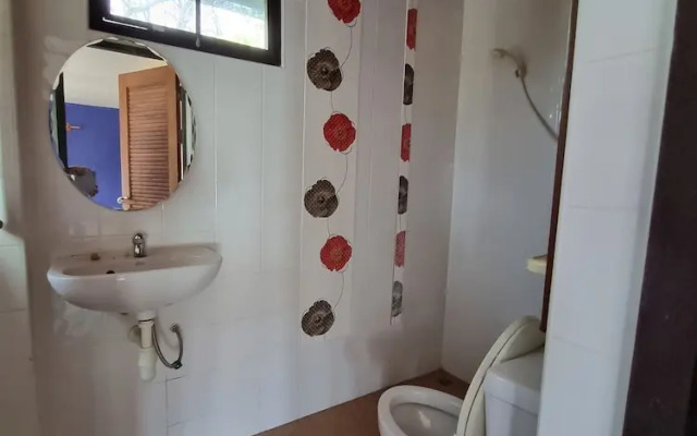 Sawasdee Sichang Resort