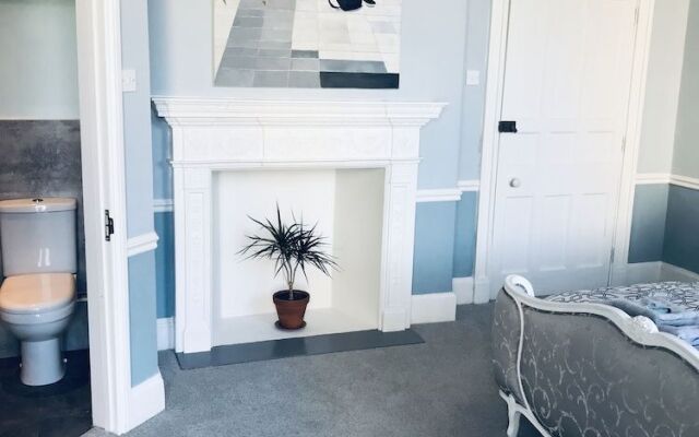 Regency Rooms