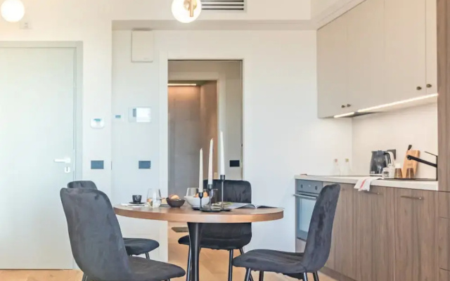 Aurora Apartment in Como