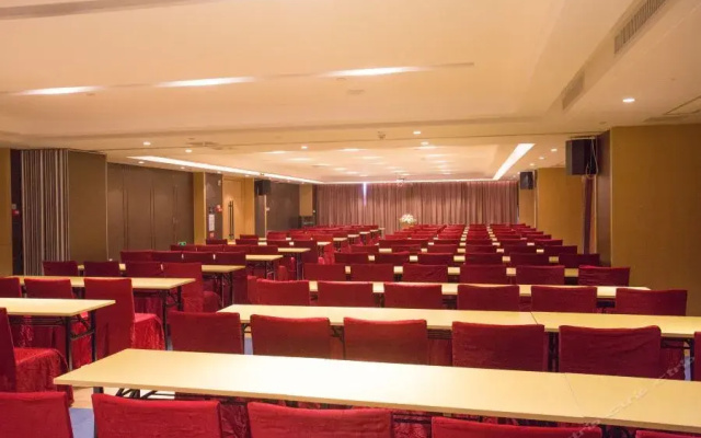 Daxin Hotel