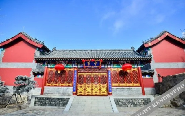 Yunchao Hotel