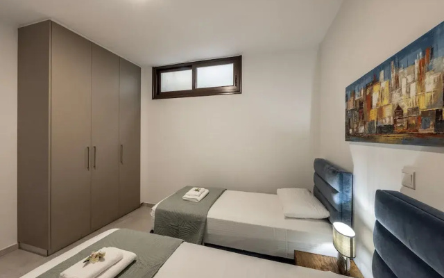 Ayia Napa Luxury Seaside Villa Ionion H15