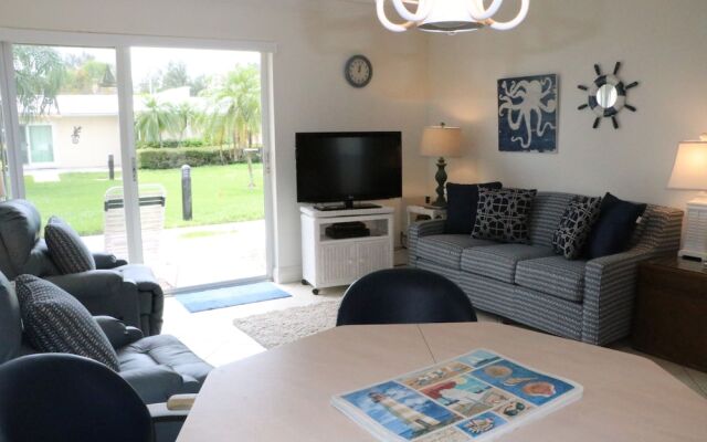 Jamaica Royale - 028 - 1 Br Condo